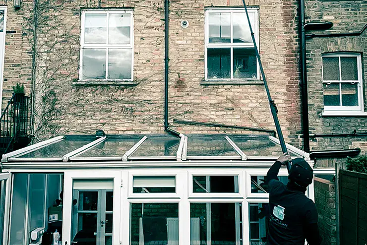 Residential window cleaning services in Islington & London UK