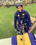 25th floor building and i just feel happy! #abseil#windowcleaninglegends #maintenance #iratainternational #windowcleaninguk #lovewhatyoudo